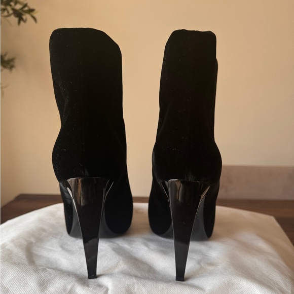 Saint Laurent Velvet Freja Ankle Boots - Picture 4 of 9